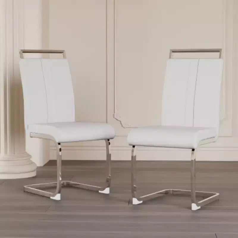 Chaises de salle à manger modernes à dossier haut avec pieds métalliques en forme de C
