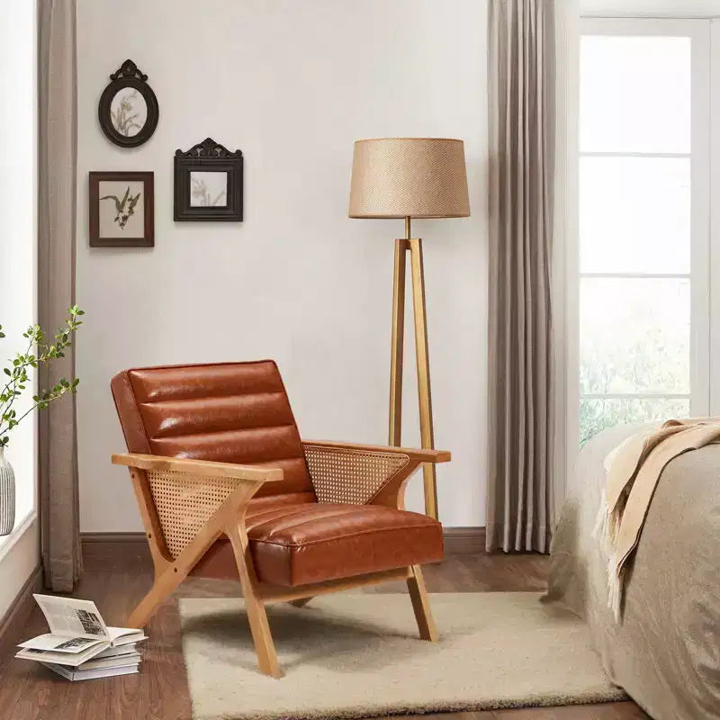 Fauteuil d'appoint moderne en cuir et rotin naturel, avec accoudoirs et cadre en bois massif