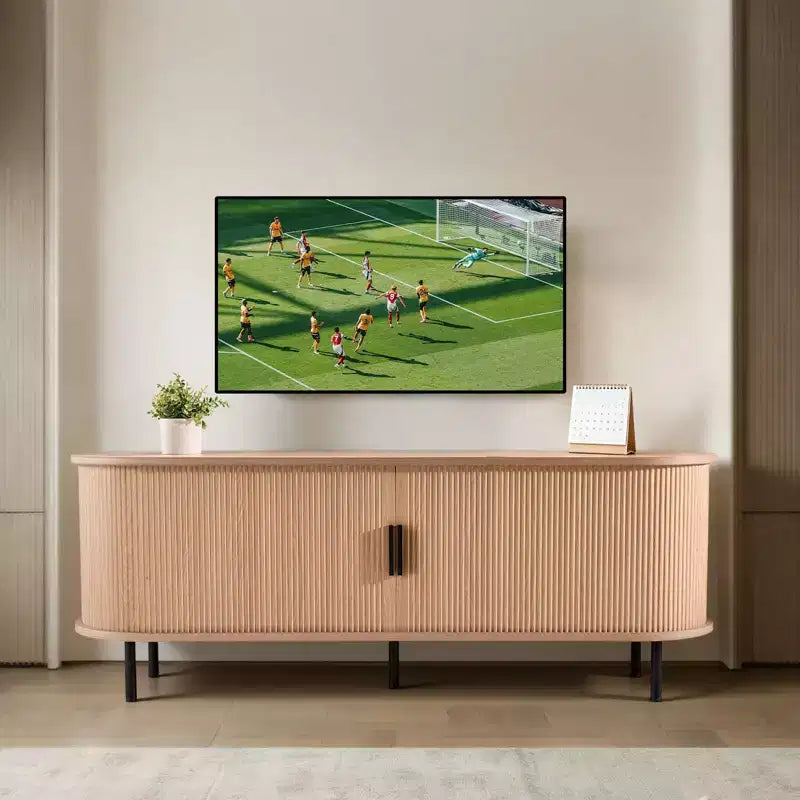 Meuble TV, Meuble de divertissement Boho pour téléviseurs jusqu'à 58 pouces, Charge de 159 kg, Étagères de rangement réglables et porte coulissante, Couleur bois