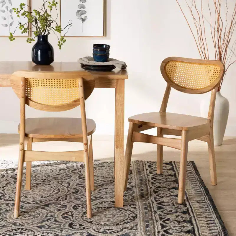 Chaise de salle à manger Nenet en bois et rotin chêne brun/brun clair : Milieu du siècle, dossier en croissant, pieds inclinés